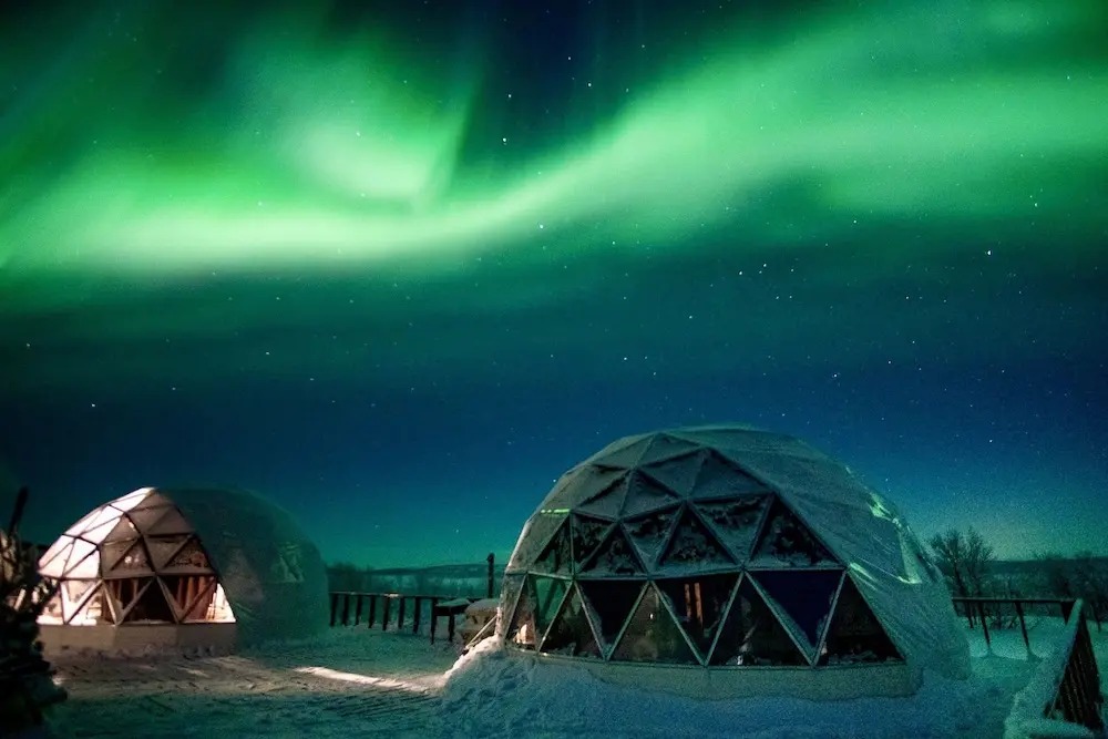 هتل آرورا ویلیج مارمونسک ایگلو